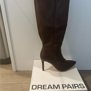 Dream Pairs Women's Dark Brown Heeled Boots